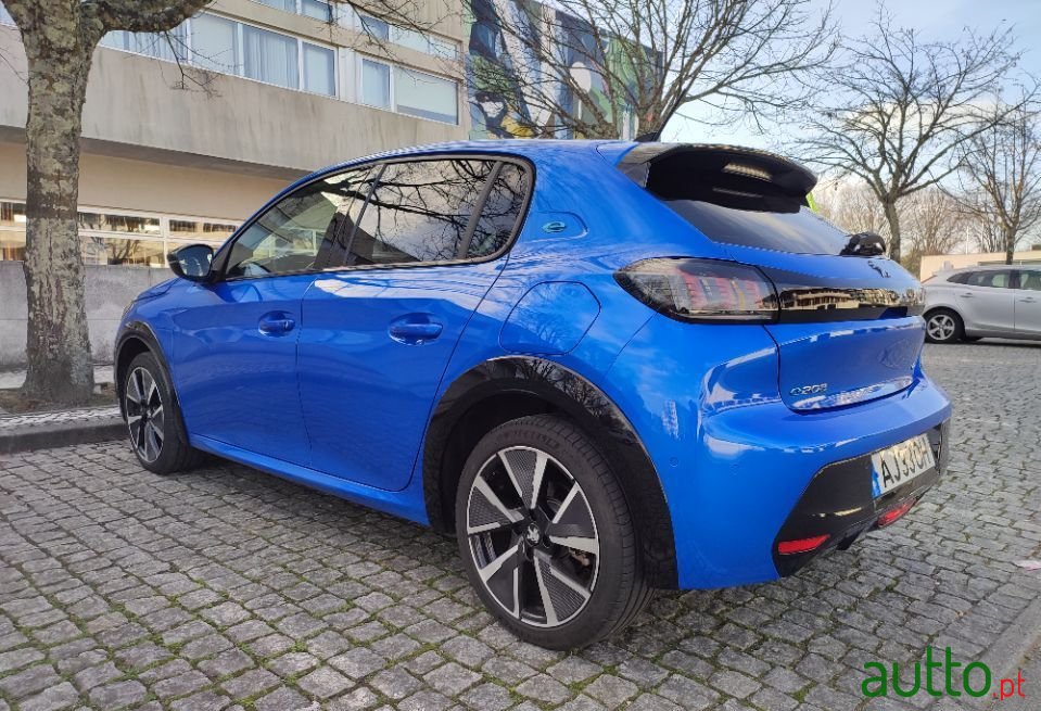 2020' Peugeot E-208 photo #4