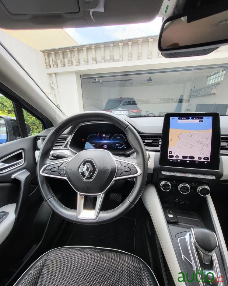 2020' Renault Captur photo #6