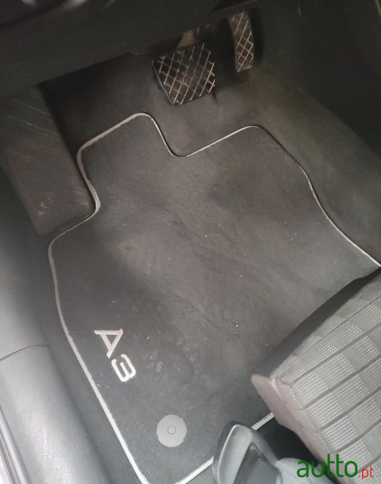 2015' Audi A3 Sportback photo #3