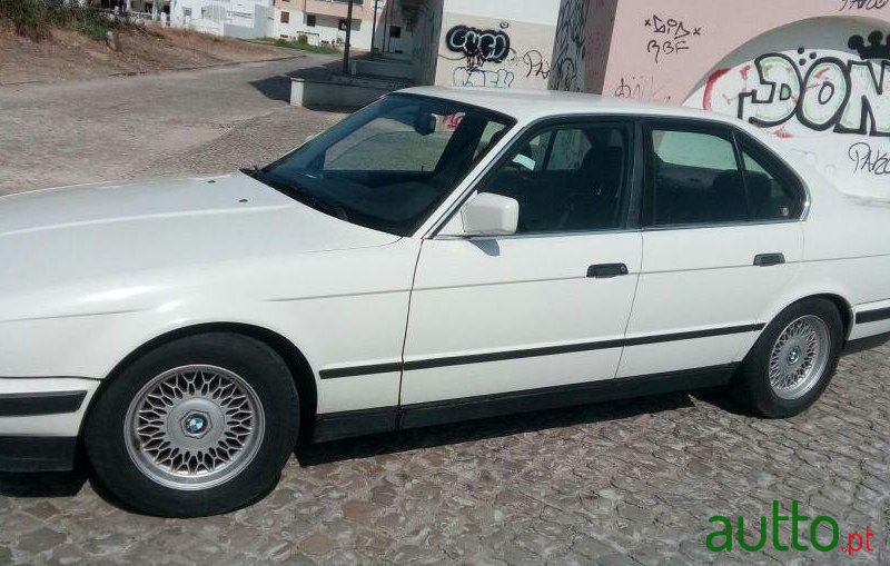 1992' BMW 525 525I photo #1
