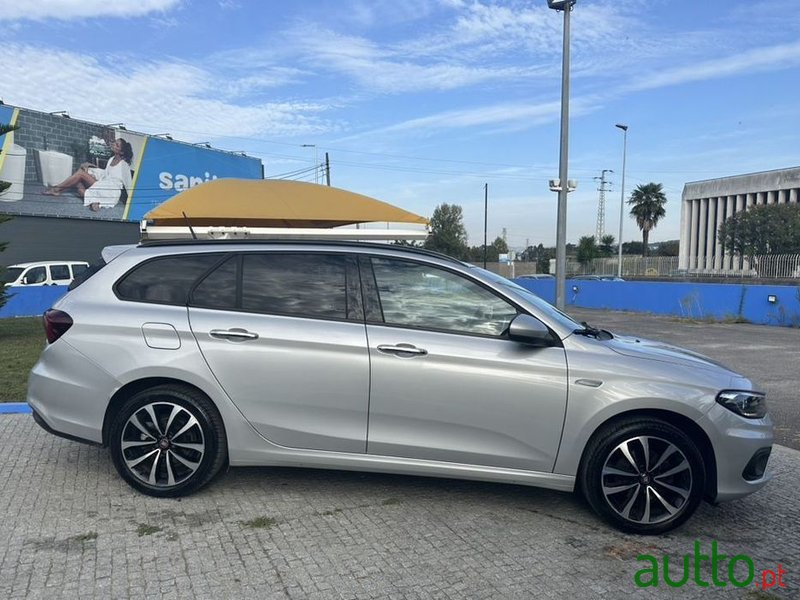 2019' Fiat Tipo Station Wagon photo #5