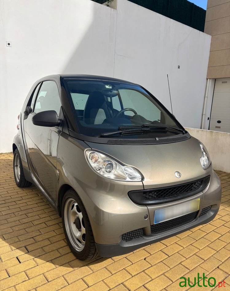 2011' Smart Fortwo photo #1