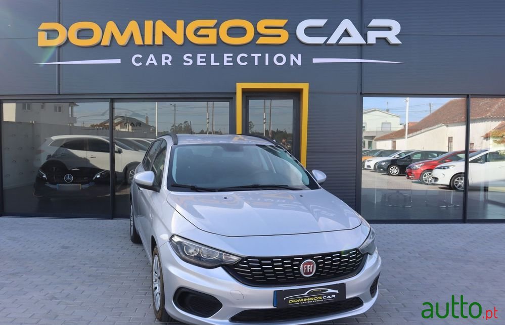 2017' Fiat Tipo Station Wagon photo #1