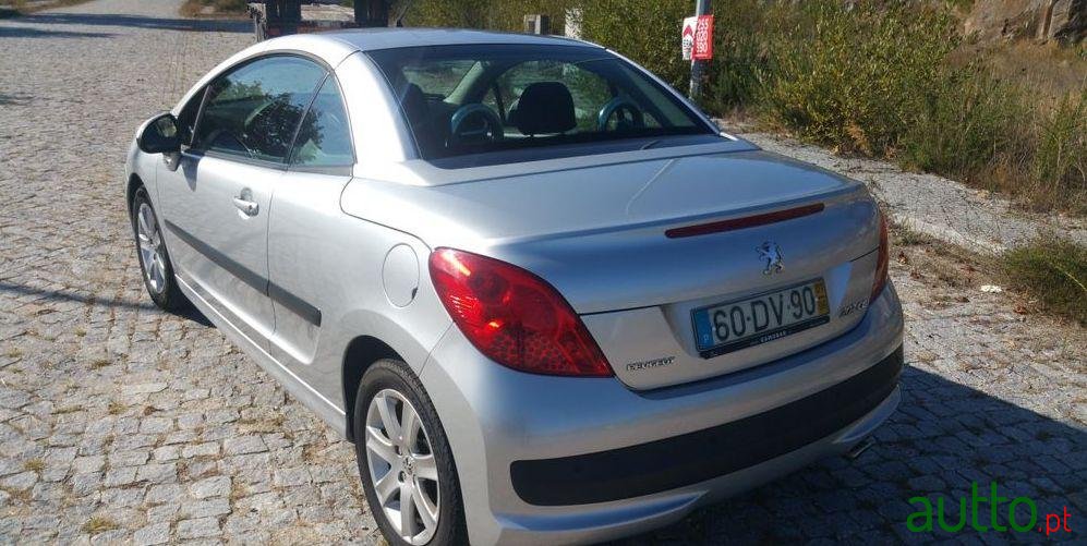 2007' Peugeot 207 Cc photo #4