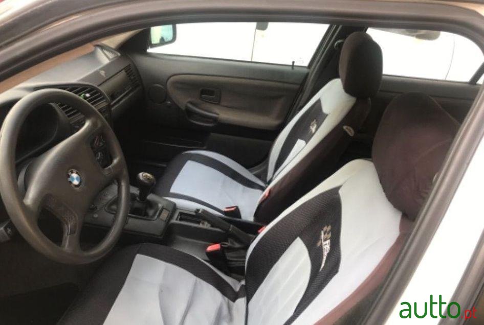 1992' BMW 316 photo #1