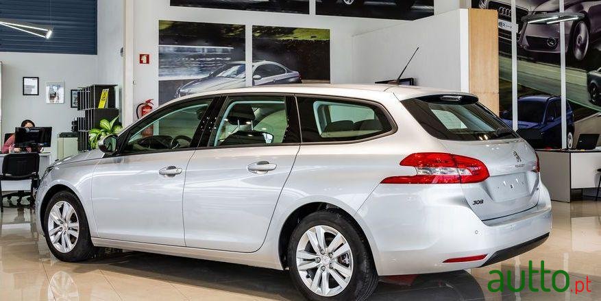 2016' Peugeot 308 Sw photo #3