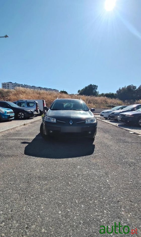 2008' Renault Megane Break photo #1