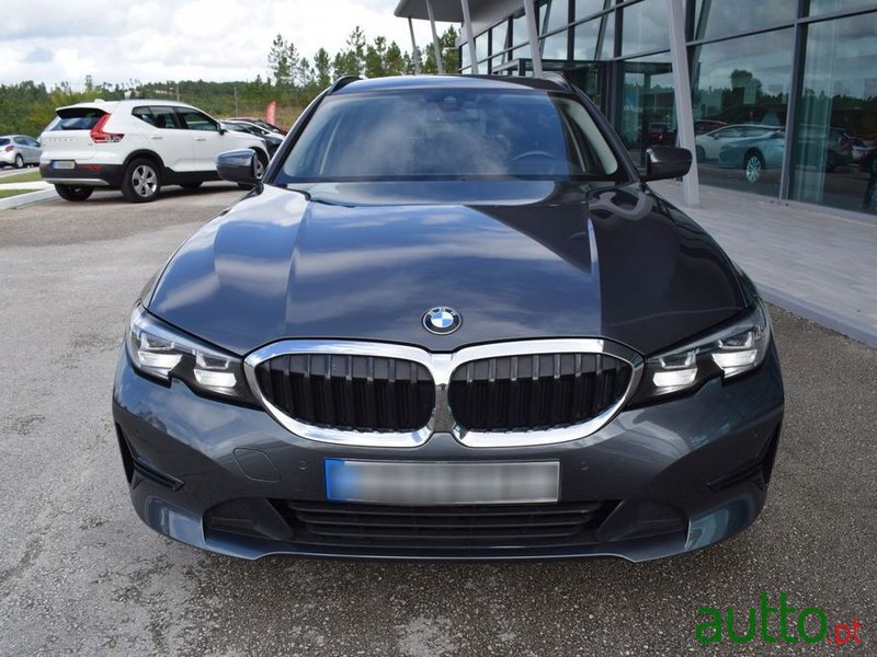 2020' BMW Série 3 D Touring Auto photo #2