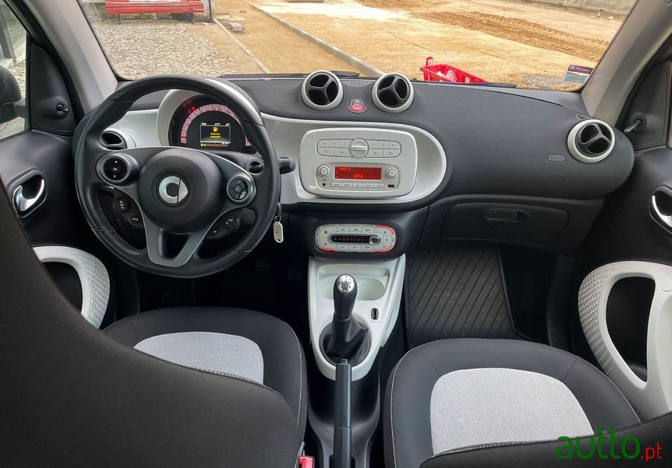 2014' Smart Fortwo photo #6