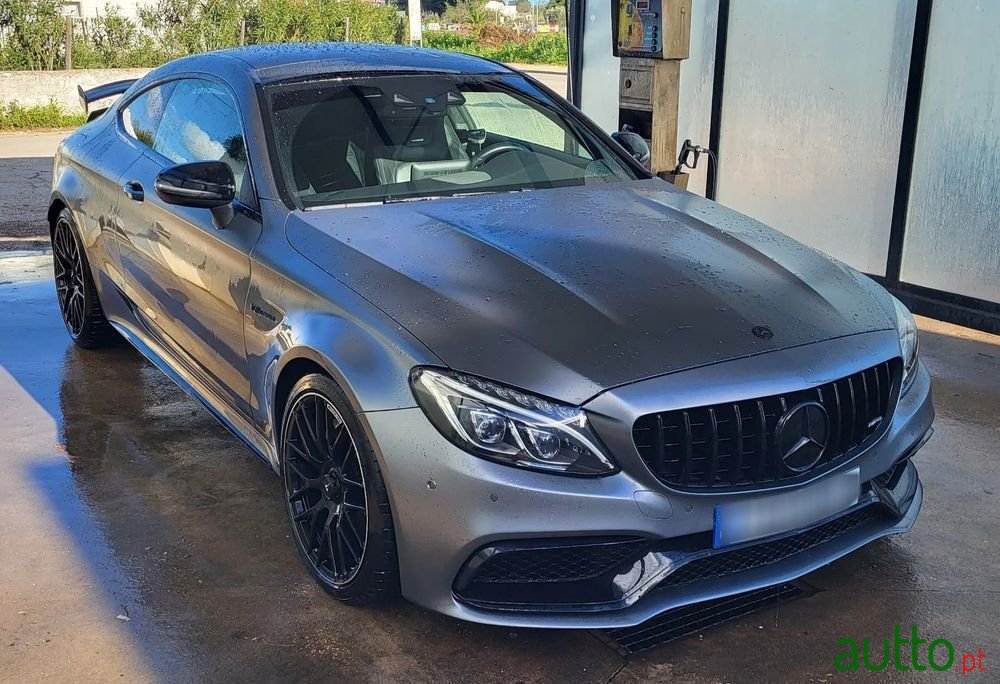 2018' Mercedes-Benz Classe C photo #5