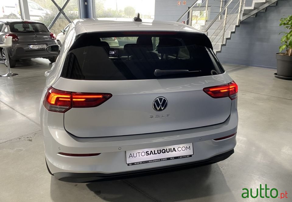 2021' Volkswagen Golf photo #4