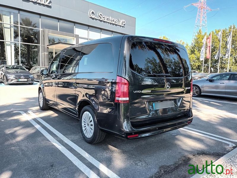 2022' Mercedes-Benz Vito Tourer photo #6