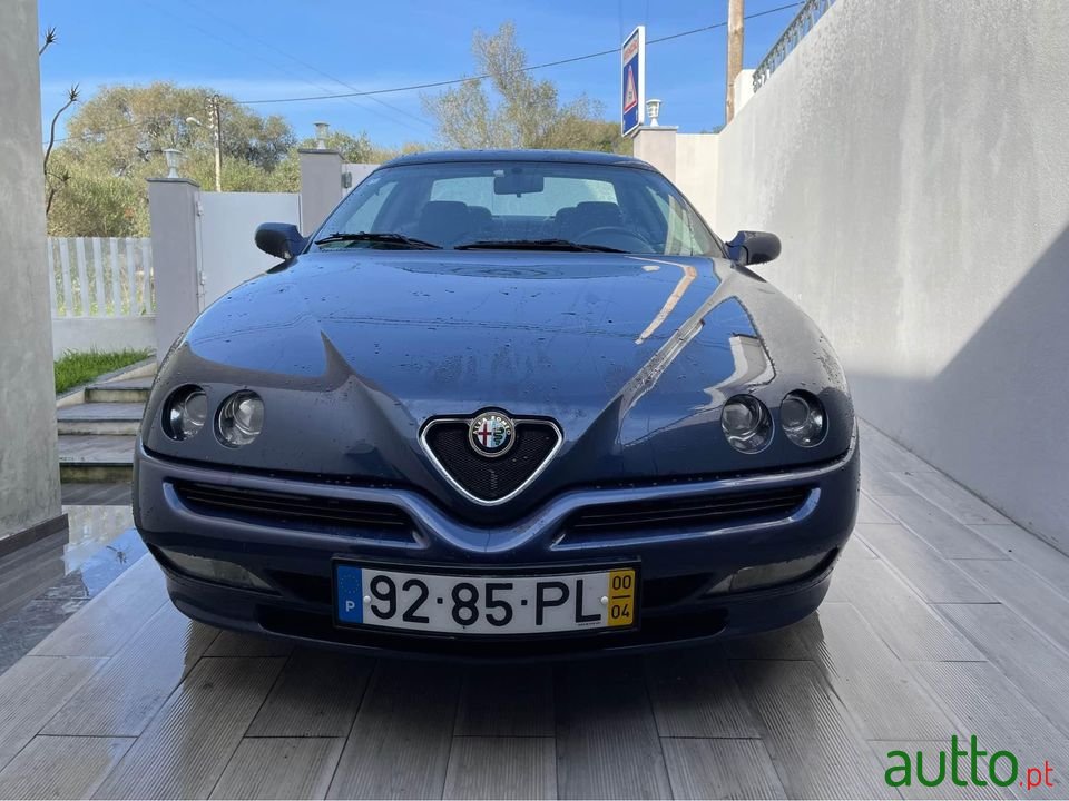 2000' Alfa Romeo photo #1