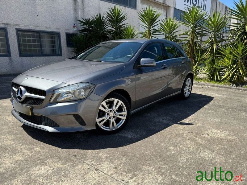 2016' Mercedes-Benz Classe A photo #1