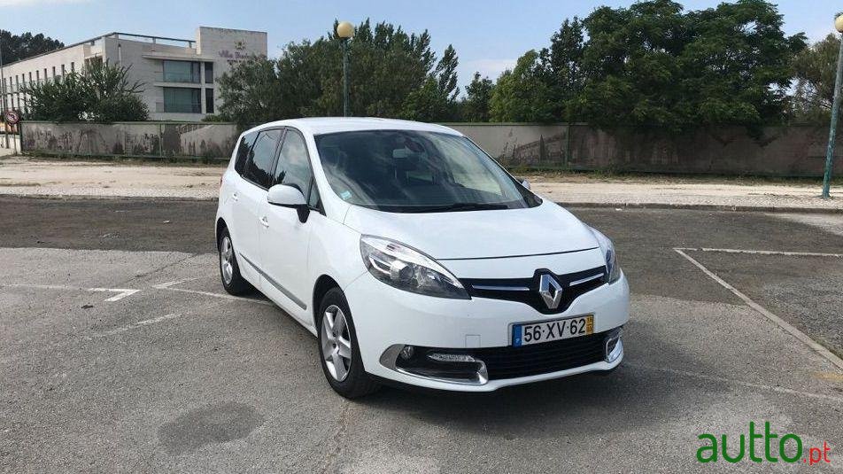 2016' Renault Grand Scenic photo #4