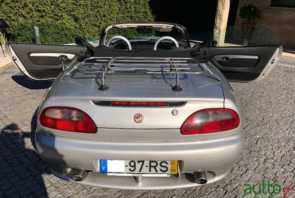 2001' MG MGF photo #5
