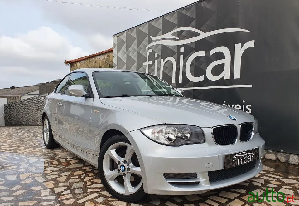 2010' BMW 118 photo #1