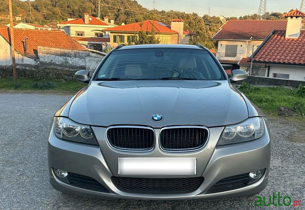 2011' BMW Série 3 photo #4