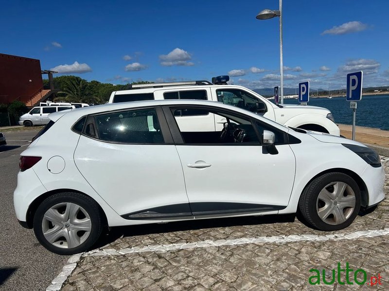 2014' Renault Clio 1.5 Dci Confort photo #4