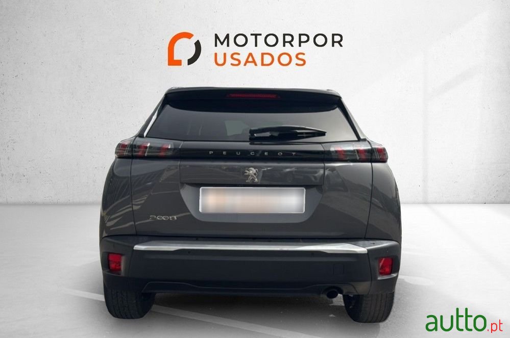 2023' Peugeot 2008 photo #5