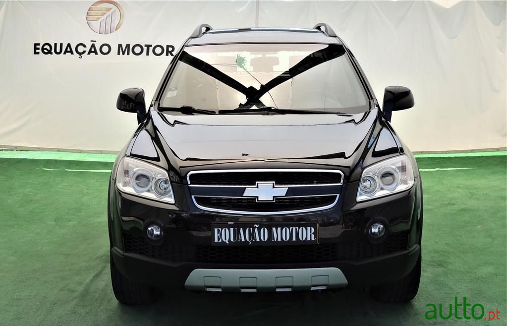 2009' Chevrolet Captiva photo #3