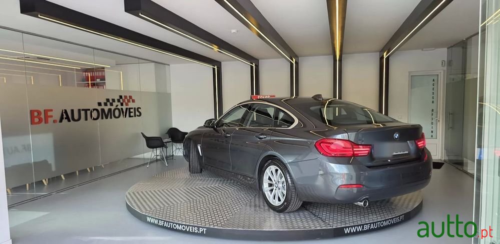 2018' BMW Série 4 D Line Sport Auto photo #3