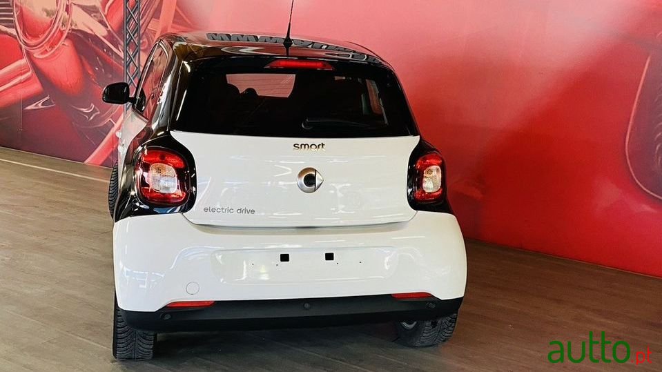 2018' Smart Forfour photo #3
