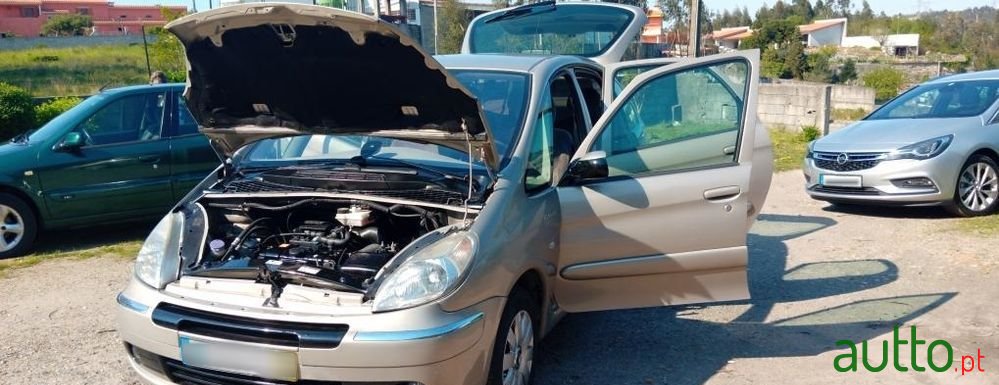 2005' Citroen Xsara Picasso photo #6