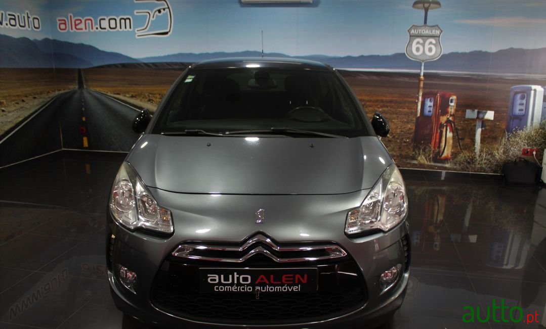 2010' Citroen DS3 photo #2