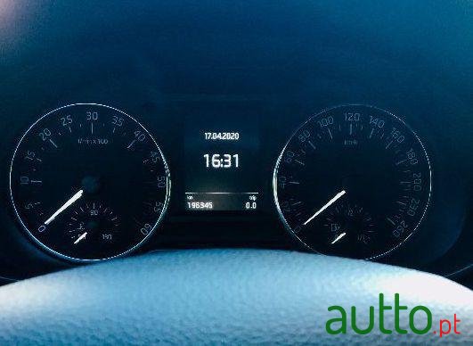 2014' Skoda Octavia Break photo #4