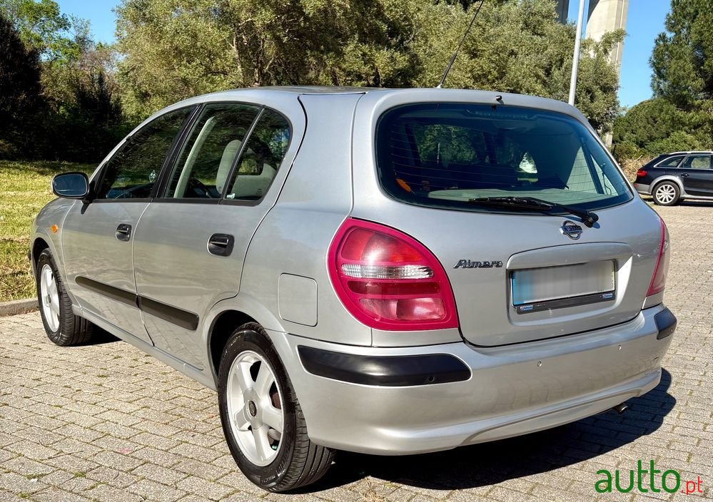 2001' Nissan Almera 1.5 Luxury photo #5