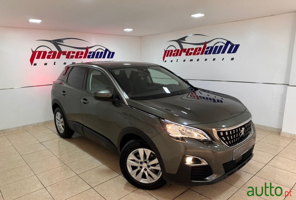 2020' Peugeot 3008 photo #3