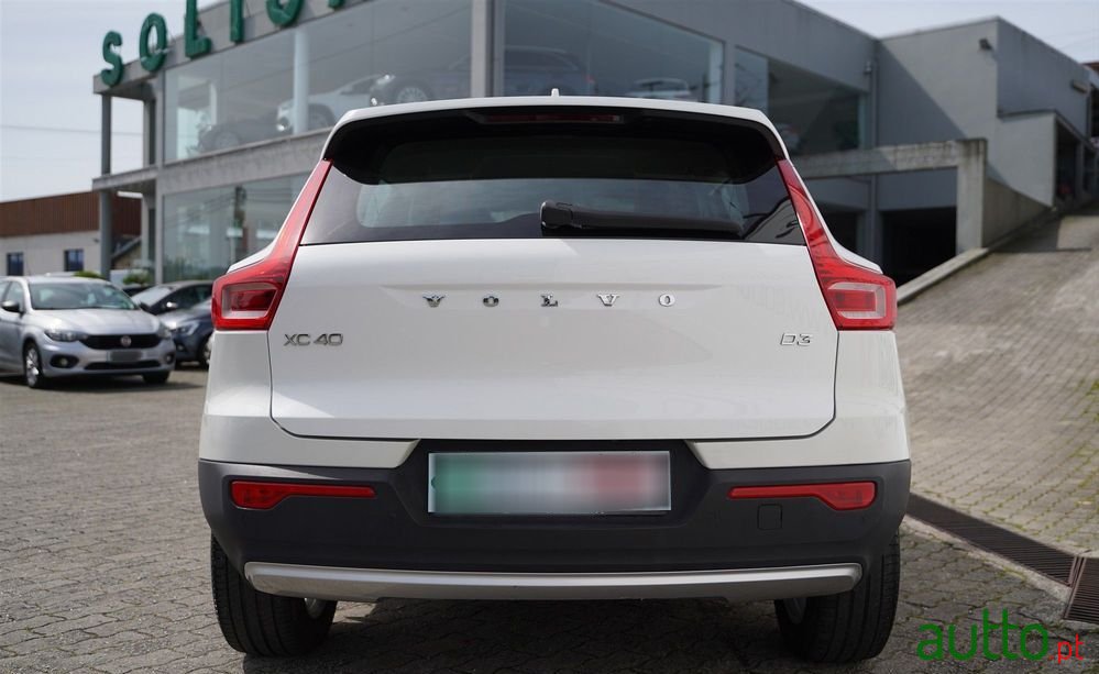 2019' Volvo Xc 40 2.0 D3 Momentum photo #3