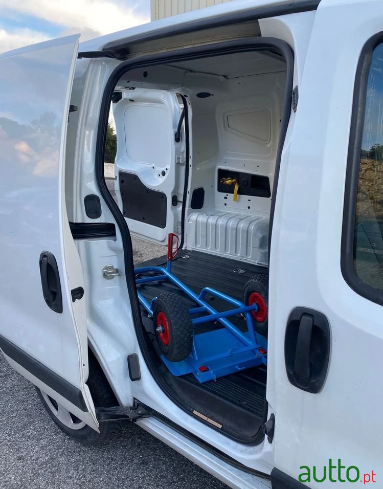 2016' Fiat Fiorino Multijet Base photo #6