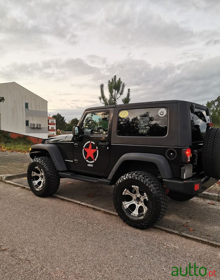 2010' Jeep Wrangler photo #6