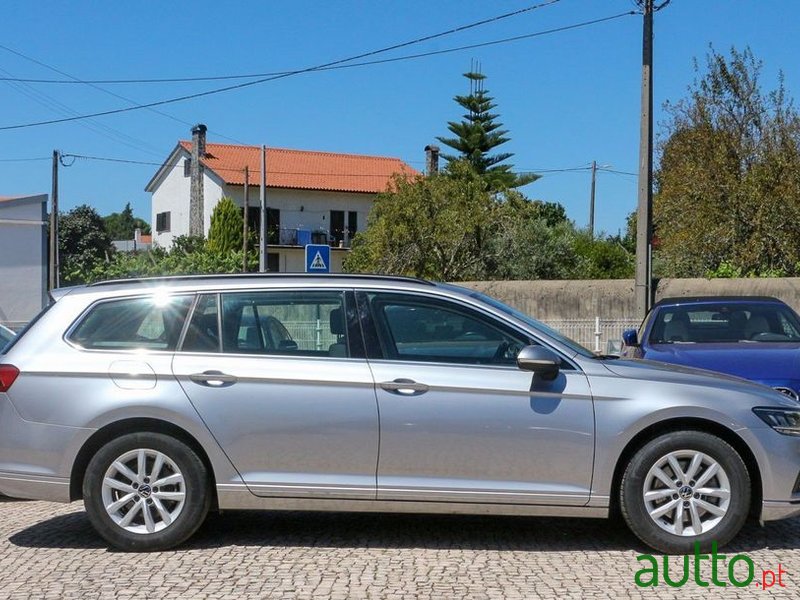 2021' Volkswagen Passat Variant photo #5