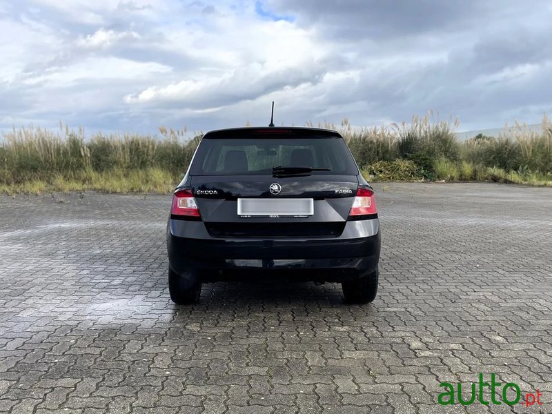 2015' Skoda Fabia 1.4 Tdi Style photo #4