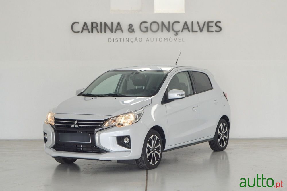 2023' Mitsubishi Space Star photo #1