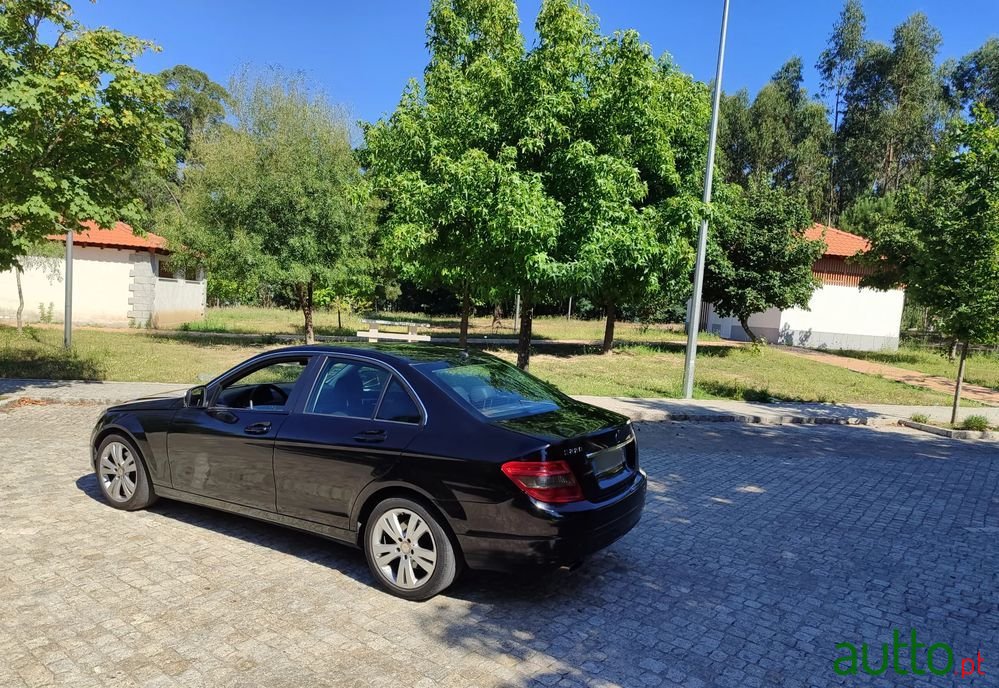 2009' Mercedes-Benz C 220 photo #5