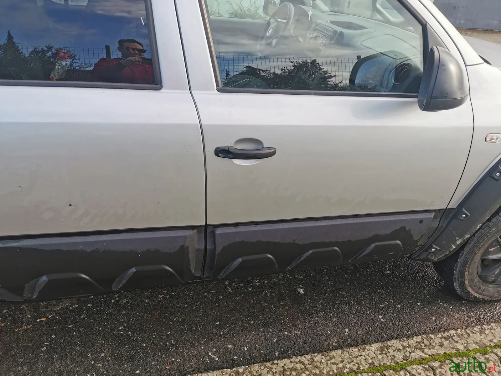 2012' Volkswagen Amarok photo #3