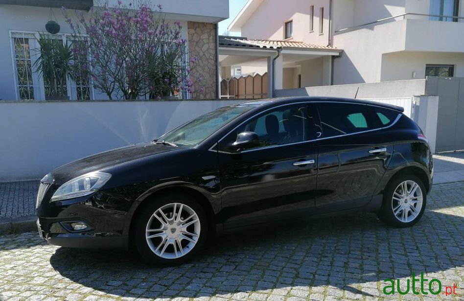 2009' Lancia Delta photo #1