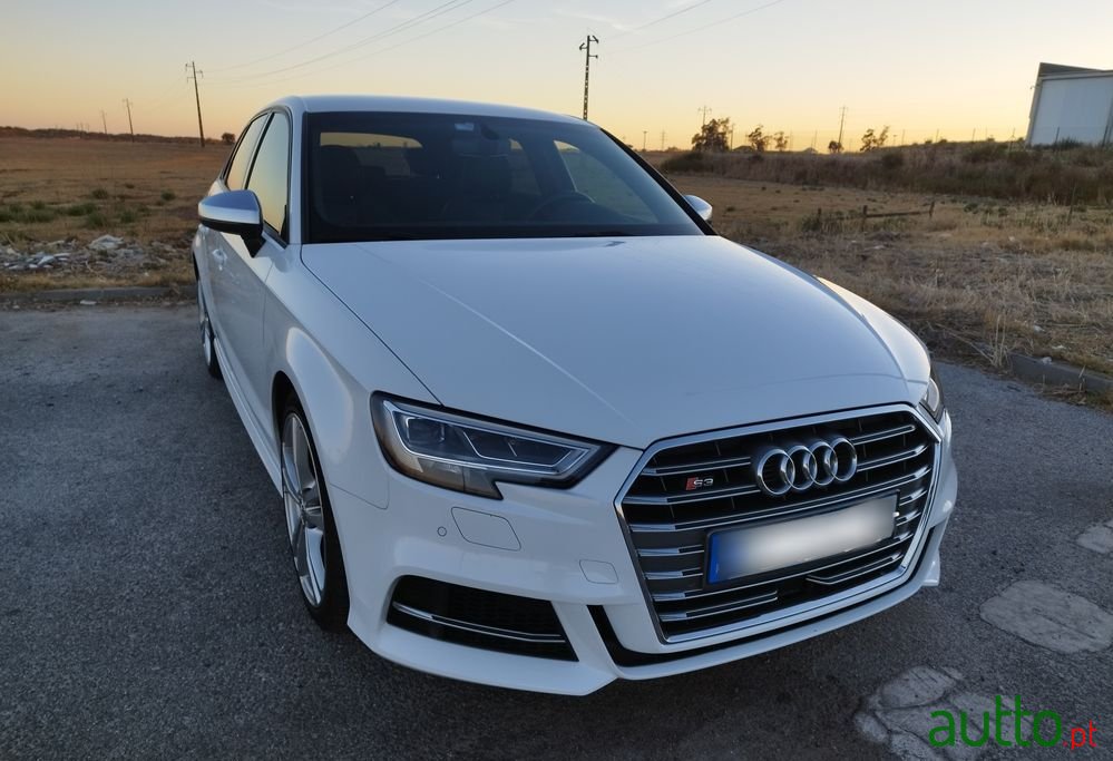 2017' Audi S3 Sportback photo #4