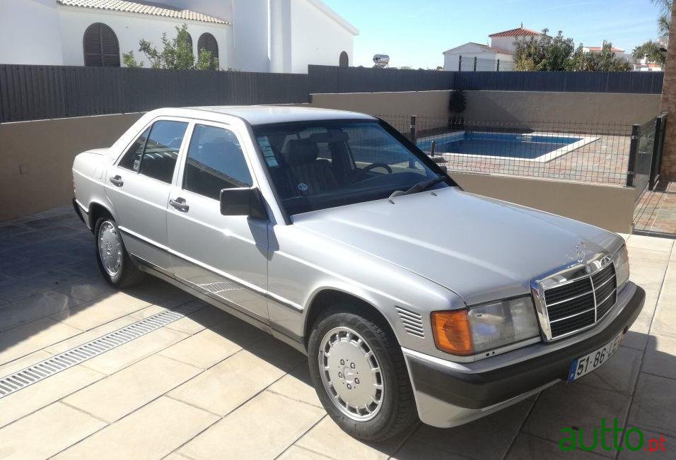 1987' Mercedes-Benz 190 D 2.5 Turbo photo #2