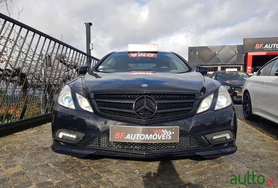 2010' Mercedes-Benz E-250 photo #4