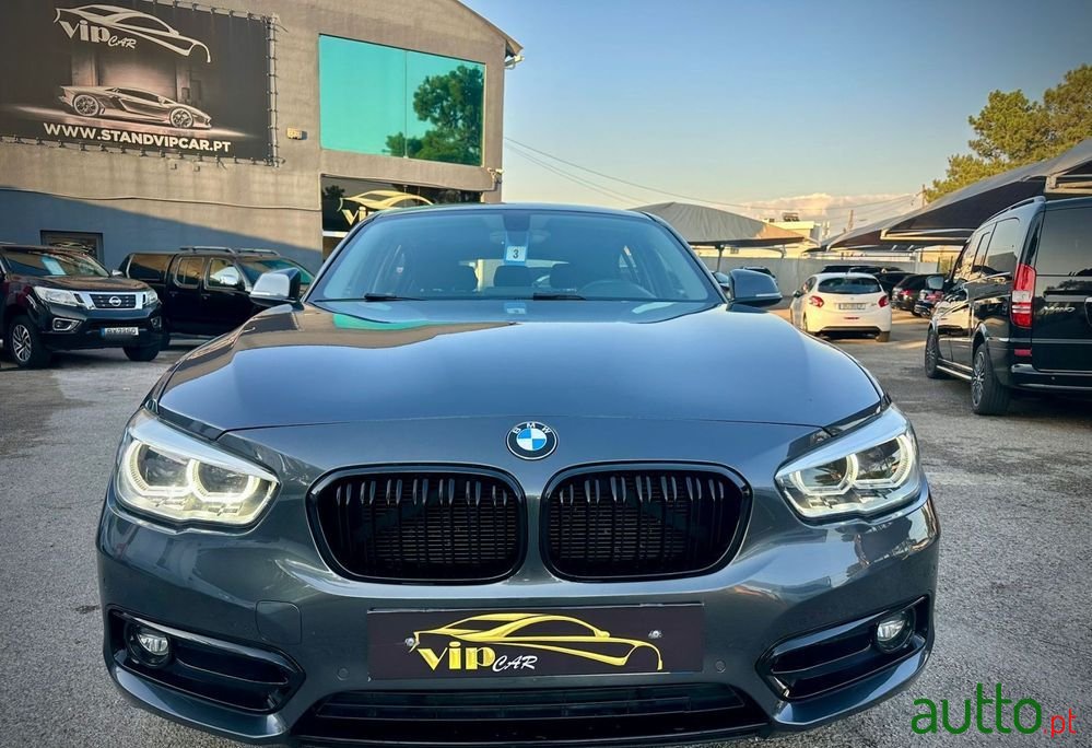2018' BMW Série 1 D Line Sport Auto photo #2