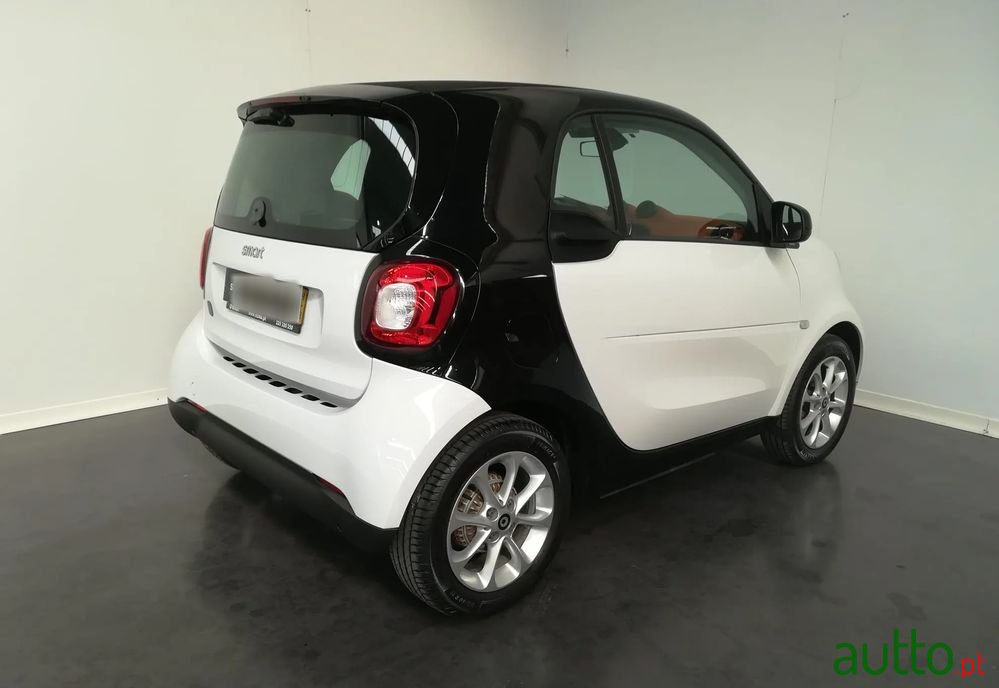 2018' Smart Fortwo Electric Drive Passion photo #2