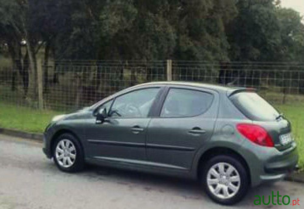 2008' Peugeot 207 1.4 16V Open photo #1