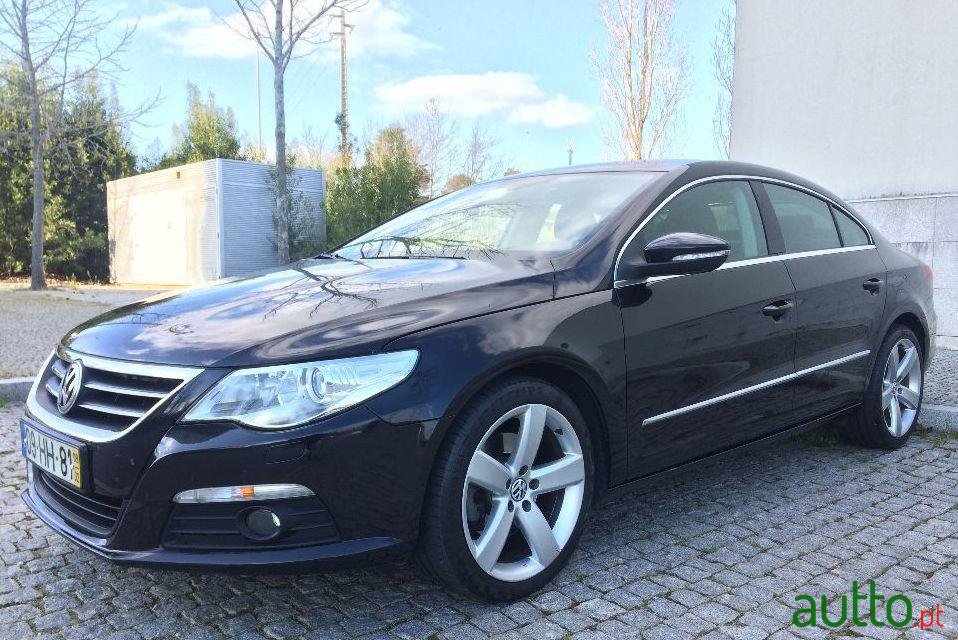 2009' Volkswagen Passat Cc photo #2