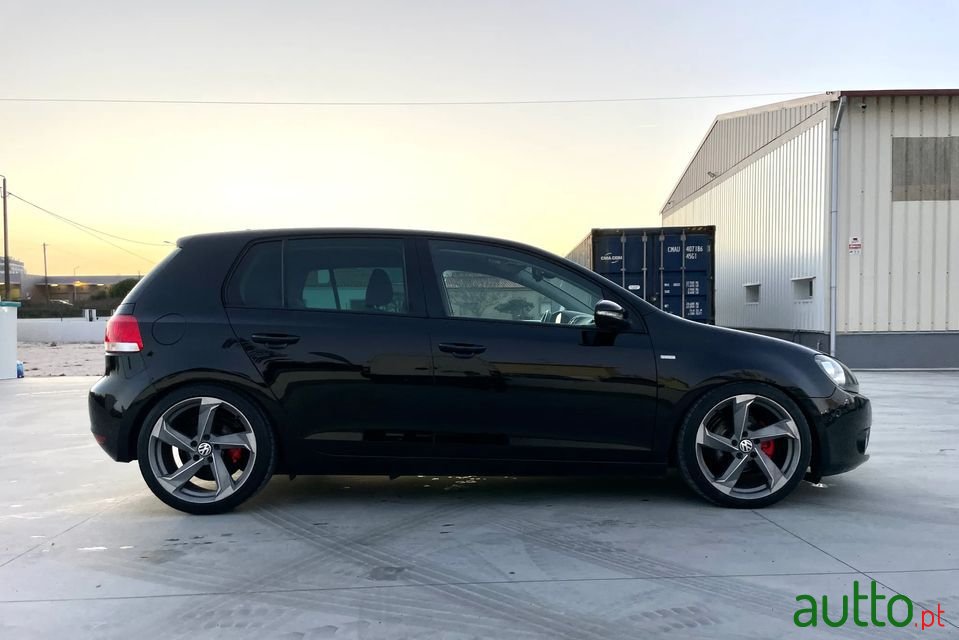 2012' Volkswagen Golf photo #4