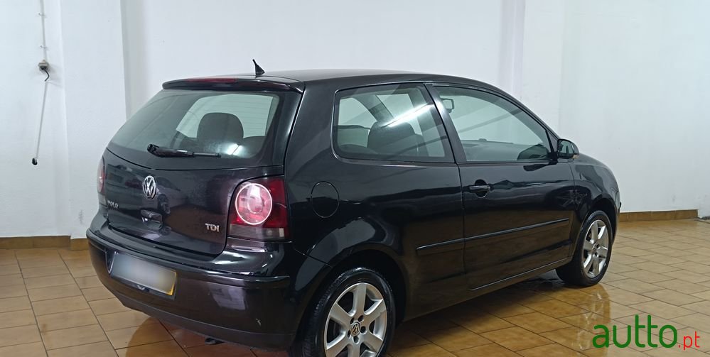 2006' Volkswagen Polo photo #3